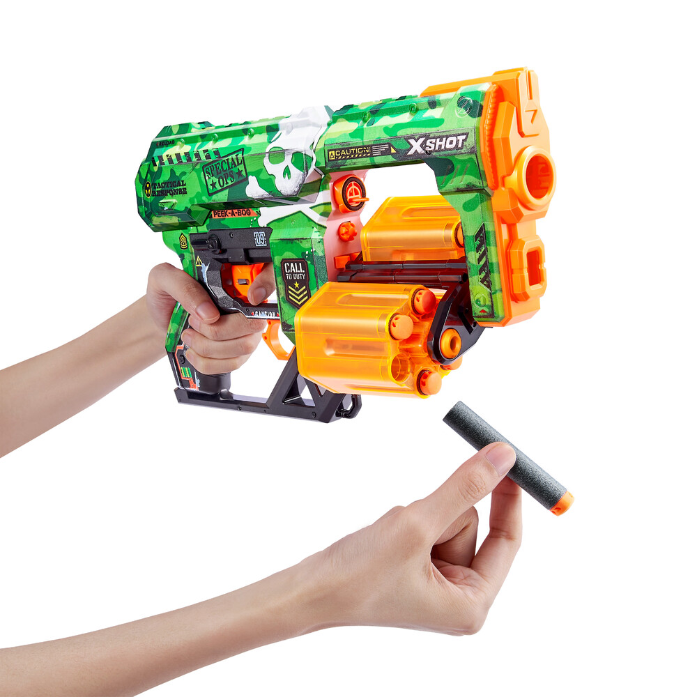 X-SHOT Foam Gun - Skins Lock Blaster w. Foam Arrows